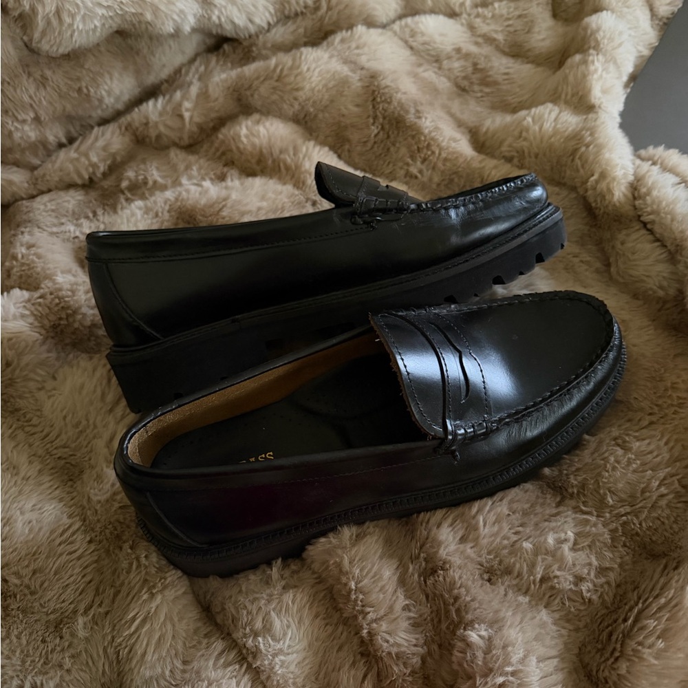 G.H. Bass & Co. Whitney Super Lug Loafers